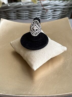 Elegant Filigree Silver-Tone Ring with Clear Crystal Accents - Size 6.5 NEW
